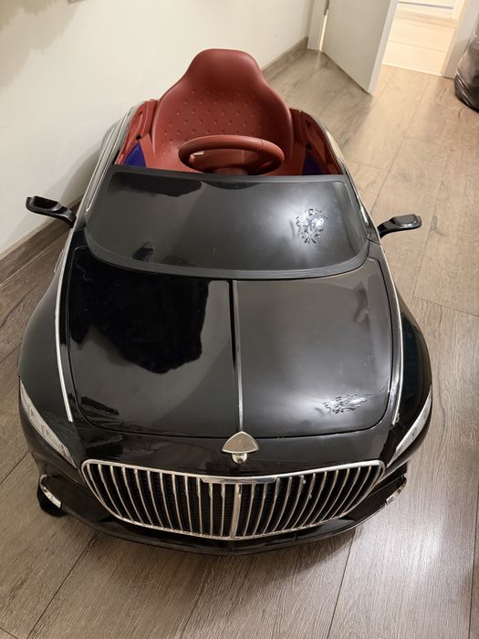 Акумулаторна кола Mercedes-Maybach