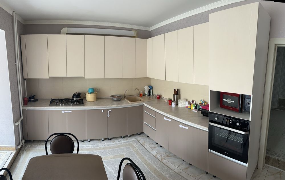 Продам кухоный гарнитур