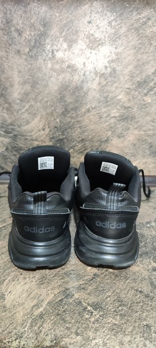 Мъжки маратонки Adidas Strutter EG2656