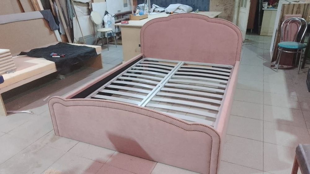 Продам новую кровать.