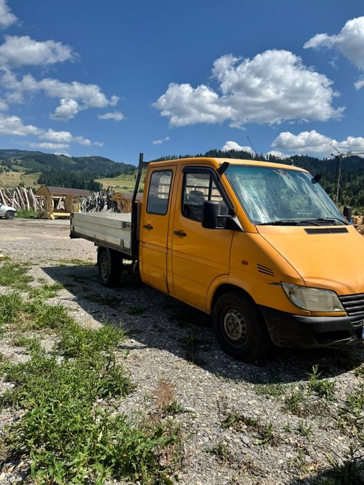 De vanzare Mercedes Spriter 311
Anul: 2000
Motor : 2.2 motorina
Dau garantie motor, cutie si transmisie