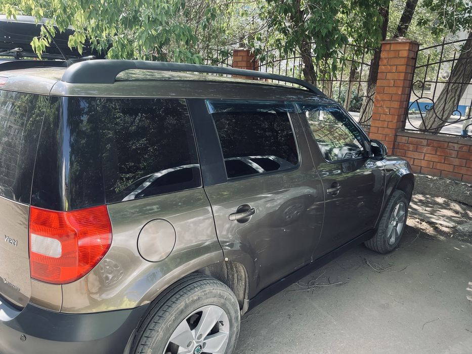 Продам автомобиль Skoda Yeti 2013!