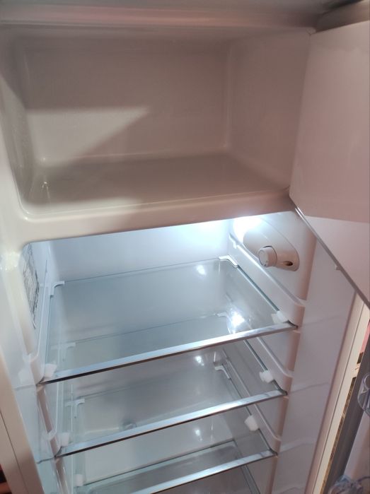 Холодильник новый