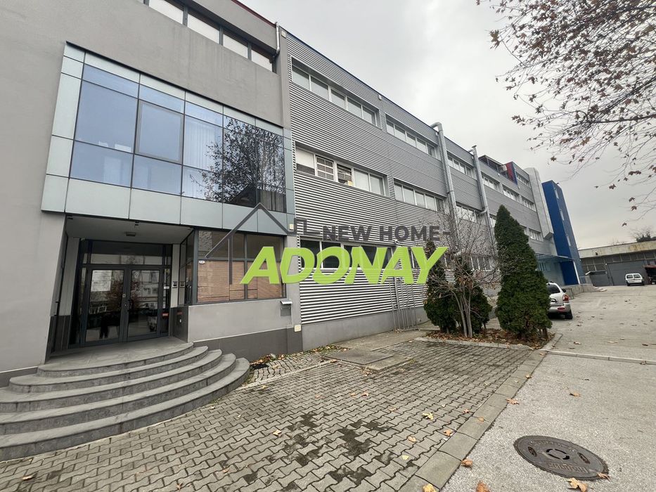 Продава се Промишлена сграда в Пловдив, Център - 3600 кв.м за 750 €/кв.м - Снимка #1