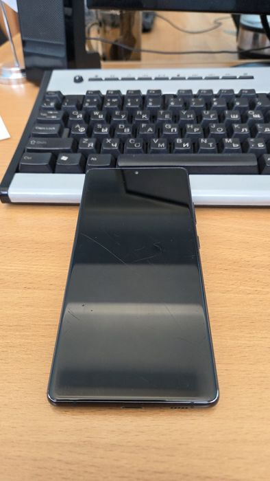 Продам Samsung Galaxy S10 lite