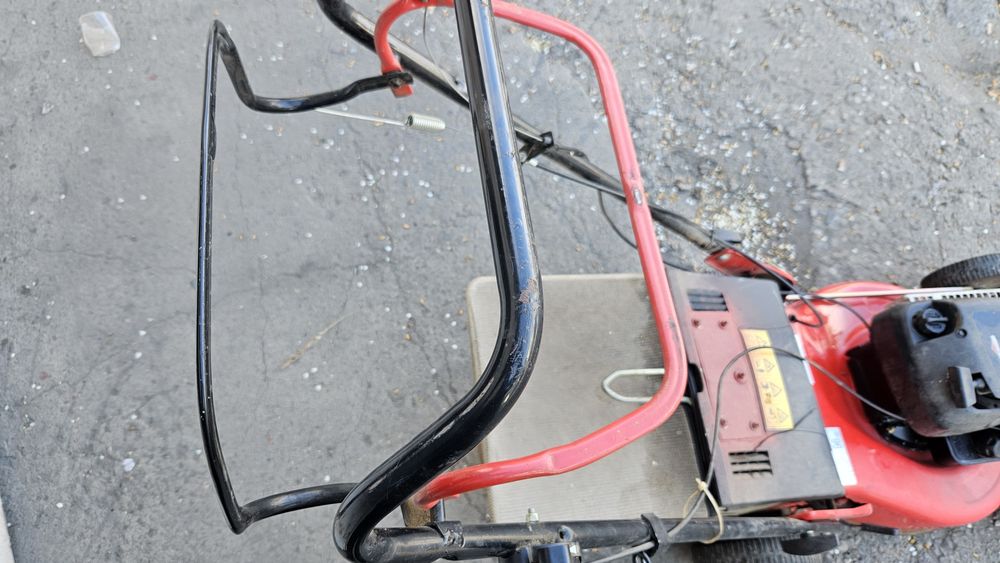 Самоходна косачка EMAK двигател BRIGGS&STRATTON