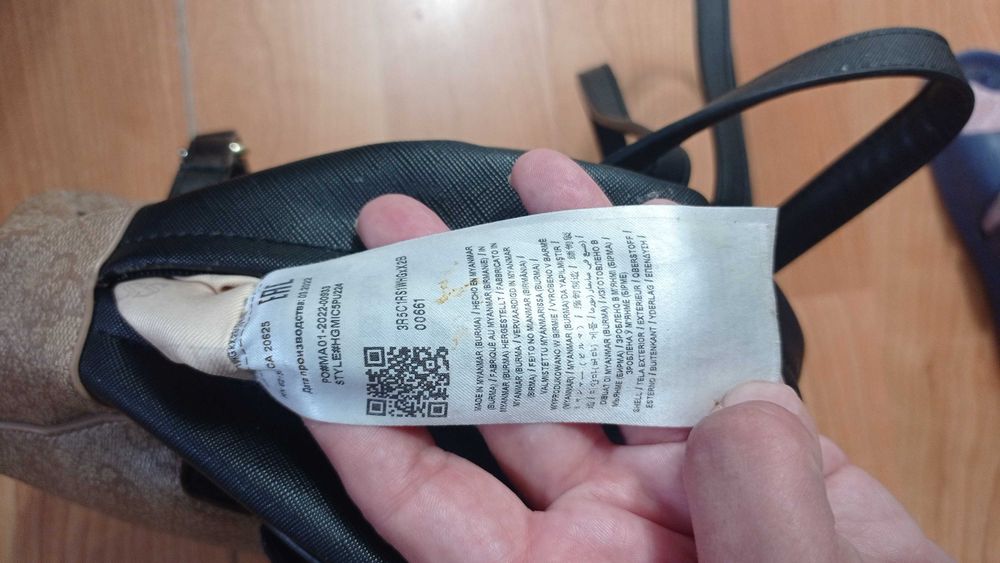 Rucsac Guess original nou ,geanta neagră