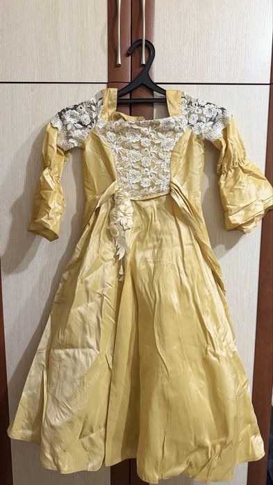 платье на девочку размер 30