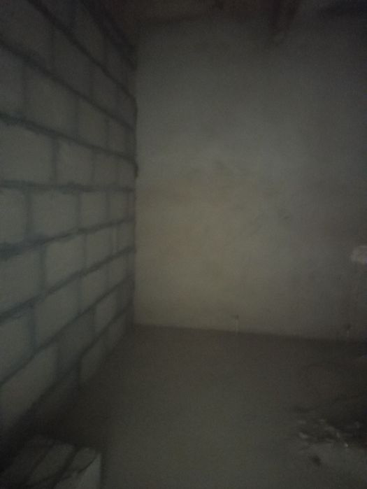 Qurilish tugalanmaga 2 qavatda joylashgan shahardan 2 km ichkarida