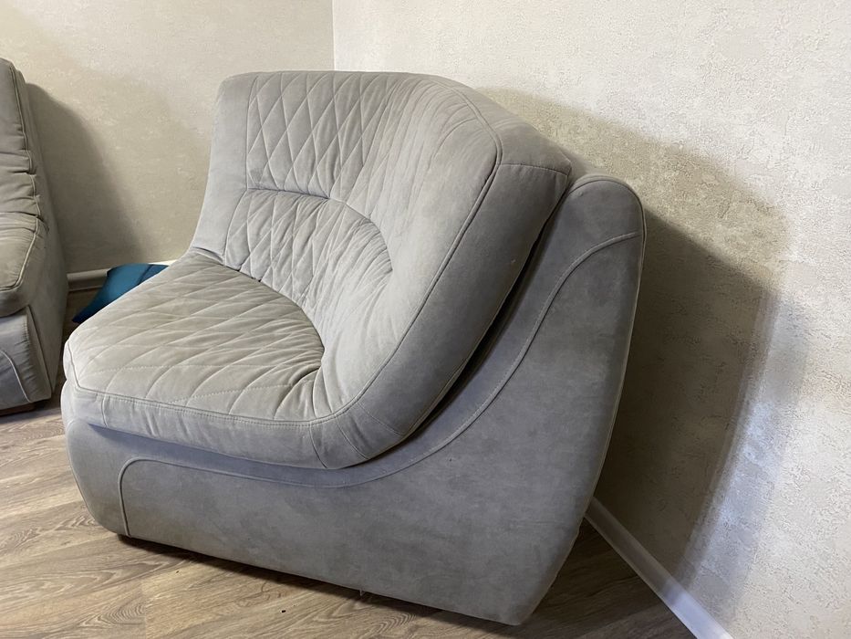 Продается диван угловой