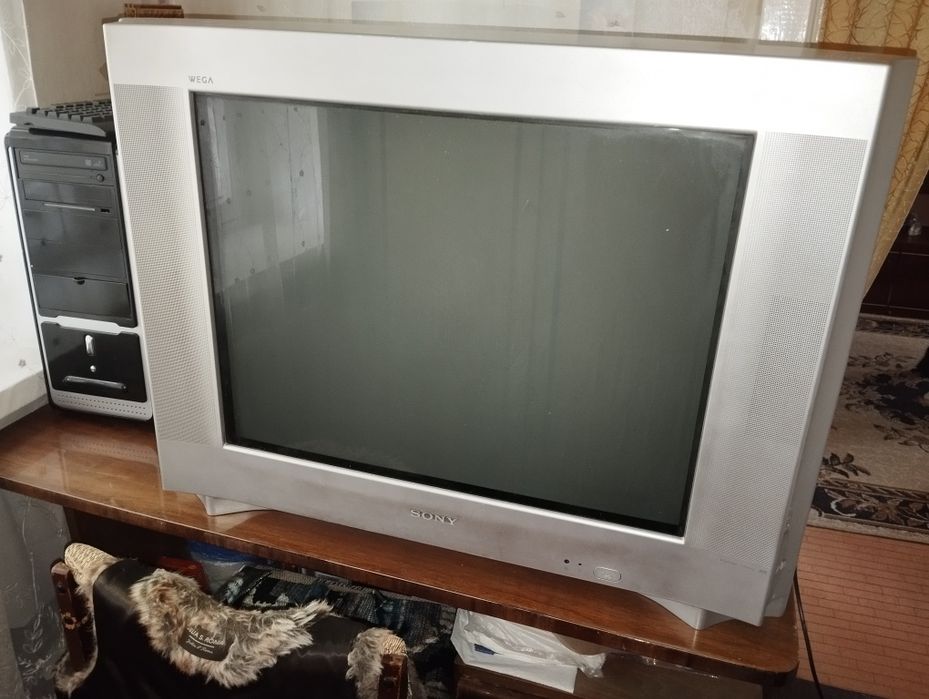 Продаю телевизор Sony