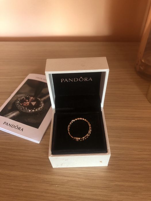 Pandora пръстен принцеса завинаги