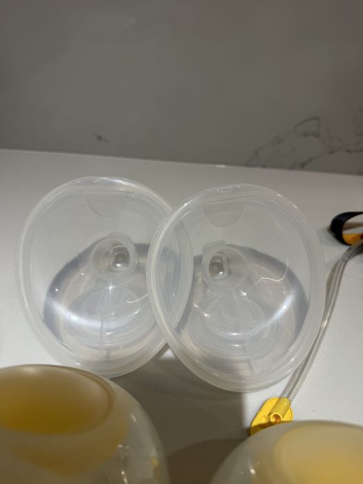 Medela Freestyle Hands-Free – pompă de sân electrică