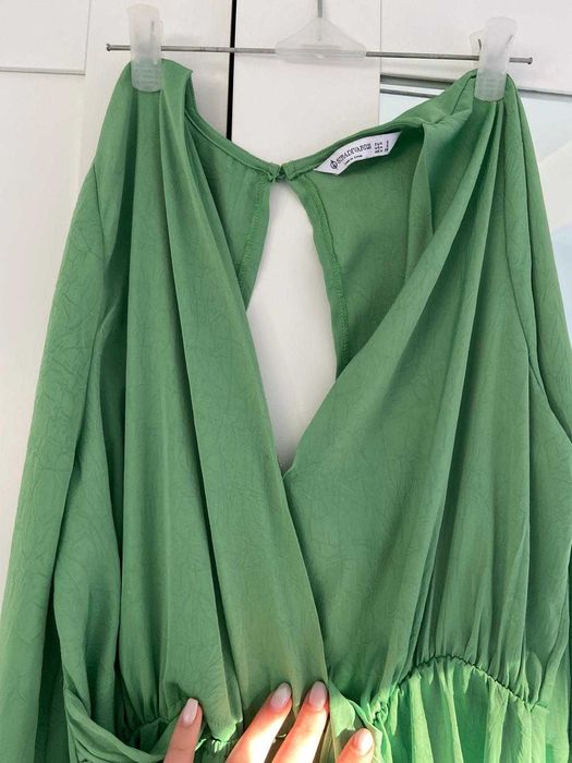 Rochie Stradivarius , S