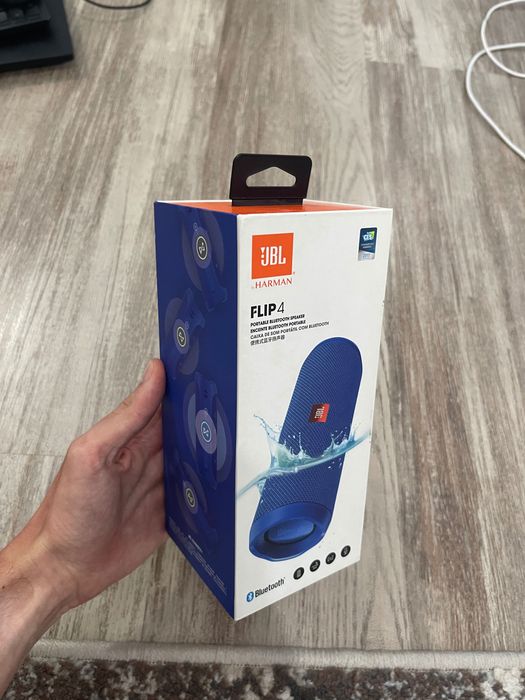 JBL Flip 4, Blue. Baterie nouă