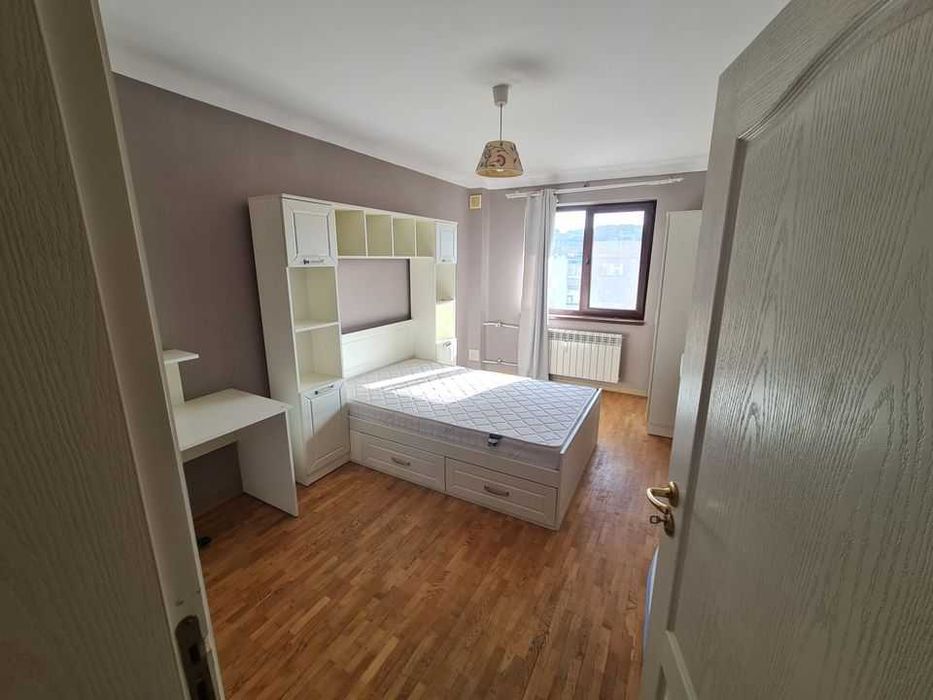 Дава се под наем Двустаен апартамент в Разград, Център - 67 кв.м за 306 € - Снимка #9