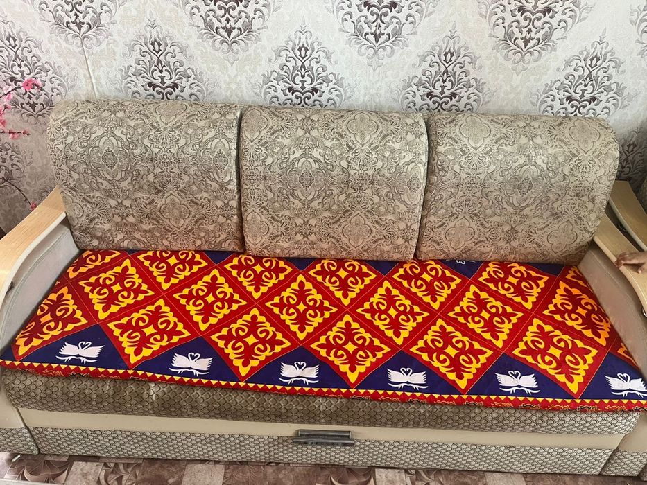 Диван 2 кресломен