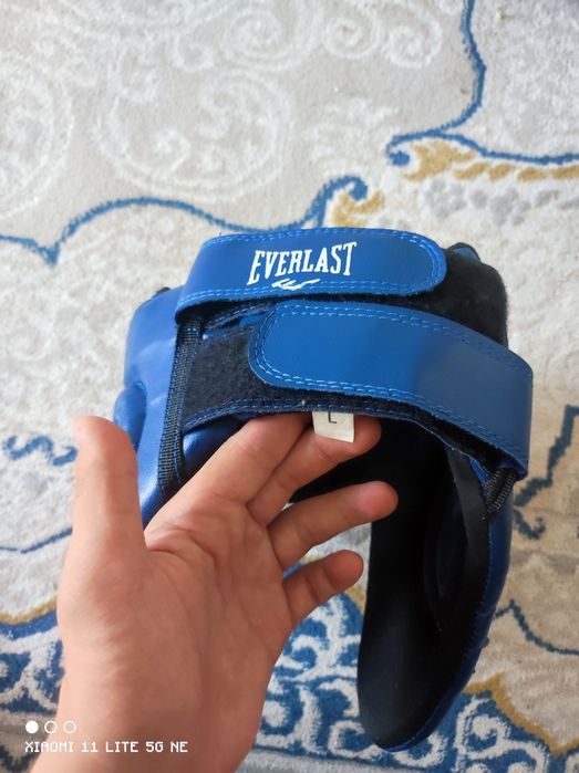 Продам перчи и шлем