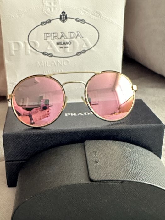 Дамски слънчеви очила PRADA