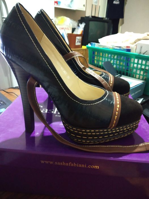 Туфли женские, натуральная кожа,новые, 39р, Sahsa Fabiani