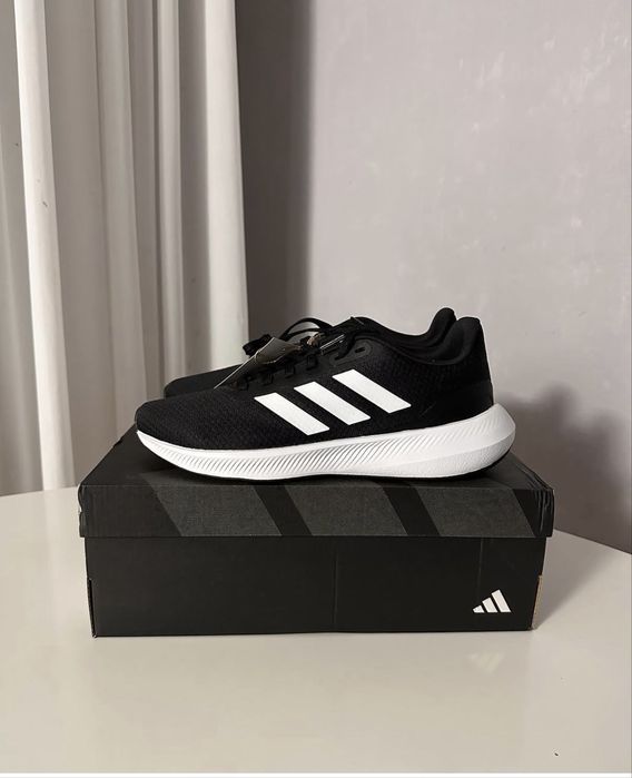 Кроссовки Adidas Nike