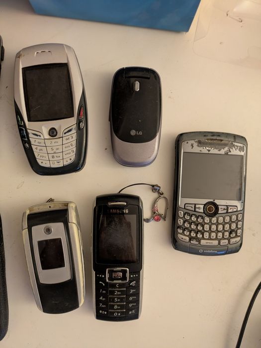 Telefoane mobile vechi Nokia sagem Sony Ericsson etc