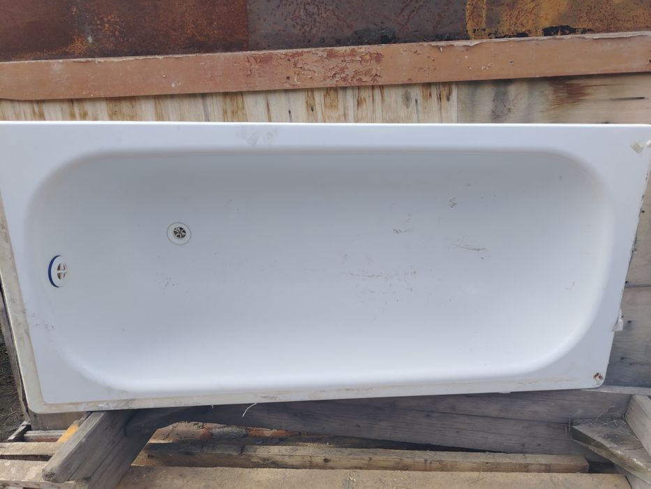 Продам Ванна металлическая