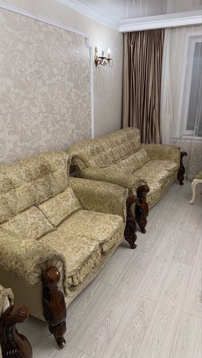 Диван и 2 кресла