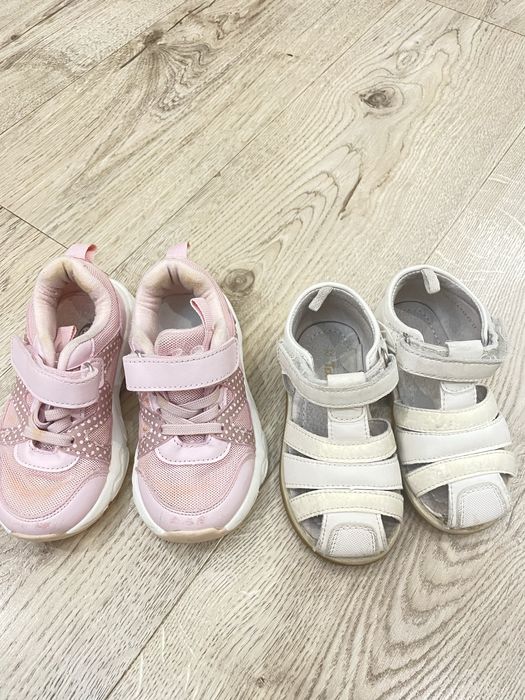 Продам обувь на девочку