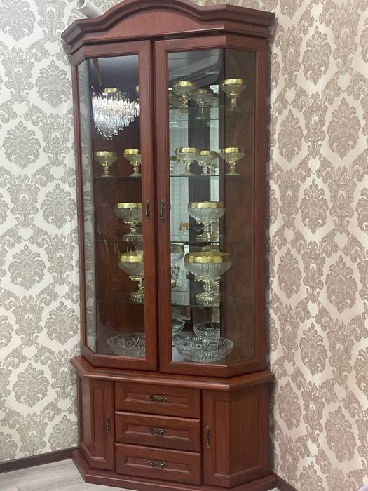 Мебил сотилади 2 та