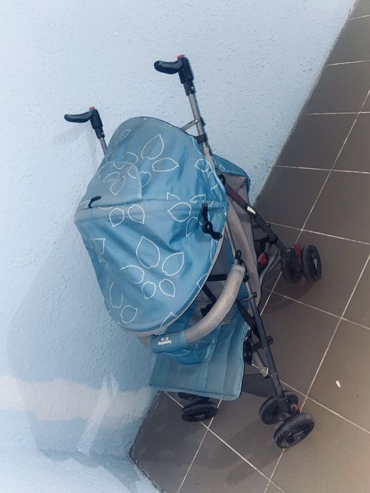 Детская коляска.