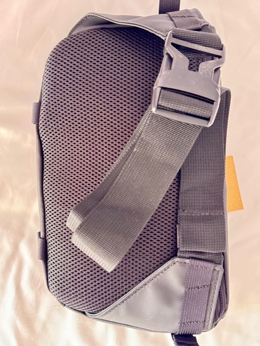 North Face чанта за носене през рамо