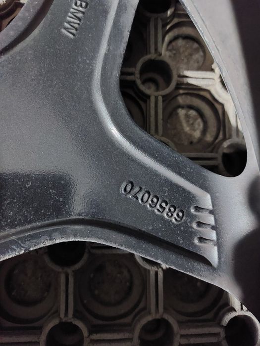 trei jante 18 originala bmw x1 f48 / x2 f39 style 569 7,5j et51