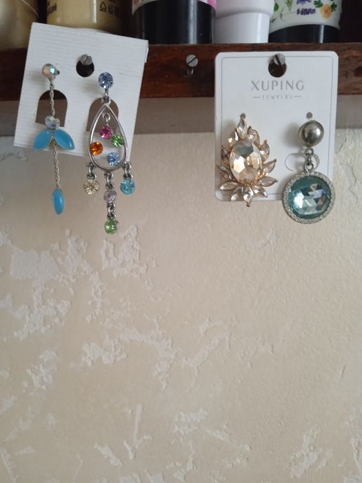 Серьги под серебро. И др.