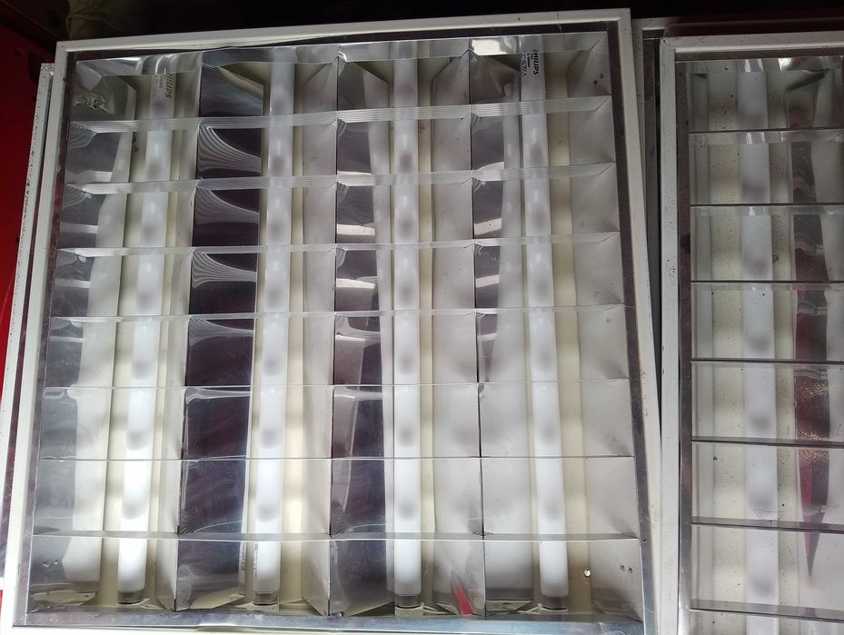 Продавам светещ панел за вграждане