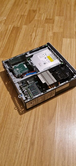 Vând unitate pc HP