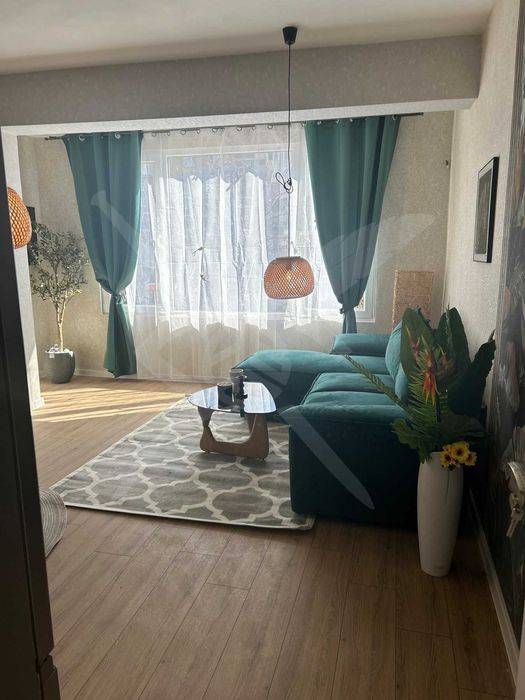 Продава се Тристаен апартамент в Пловдив, Кършияка - 64 кв.м за 2344 €/кв.м - Снимка #2