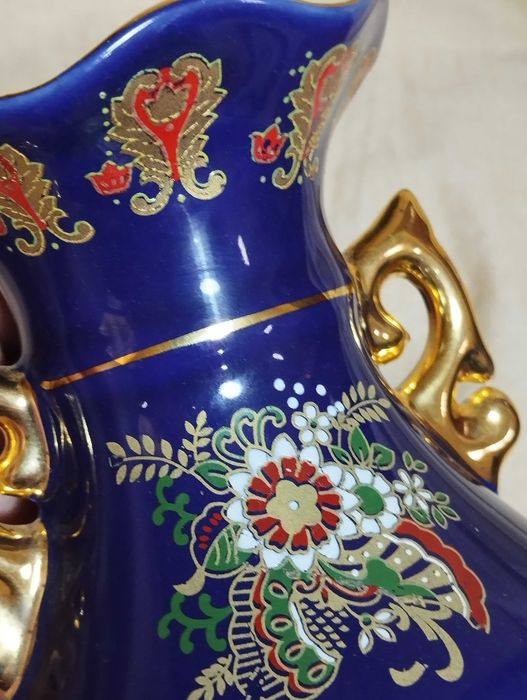 Мадонна ваза, этажерка, фруктовница кобальт