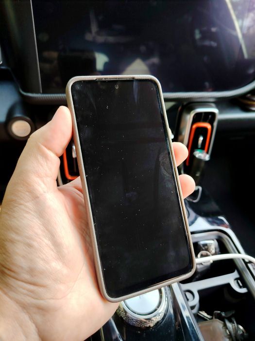 Продам Redmi Note 11 в отличном состоянии