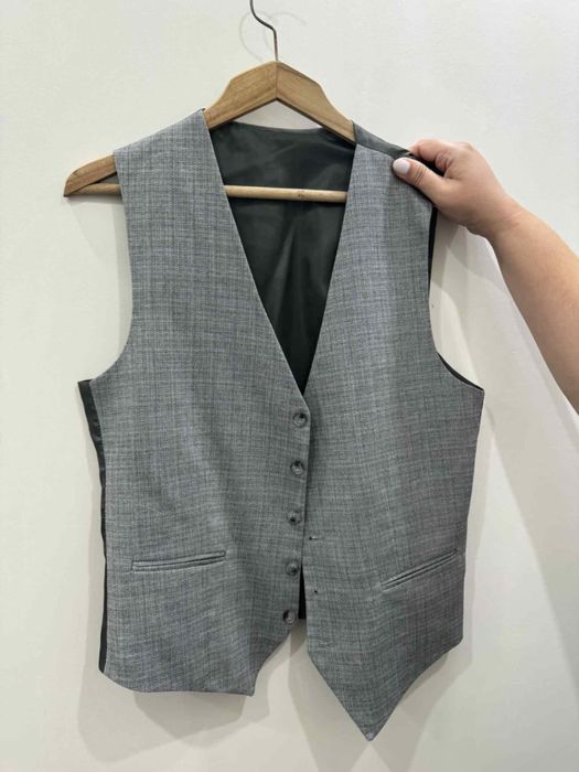 Костюм два броя номер 50 и 52 - като нови