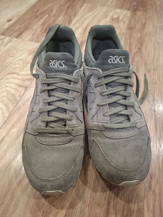 Обувки Asics 46 номер