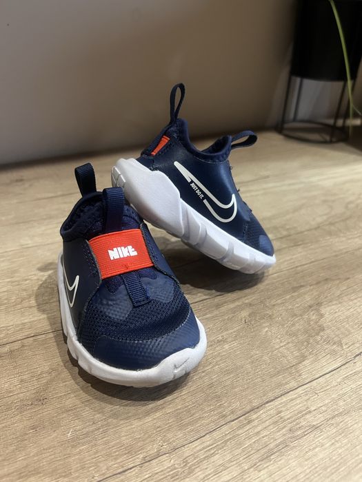 Бебешки маратонки NIKE