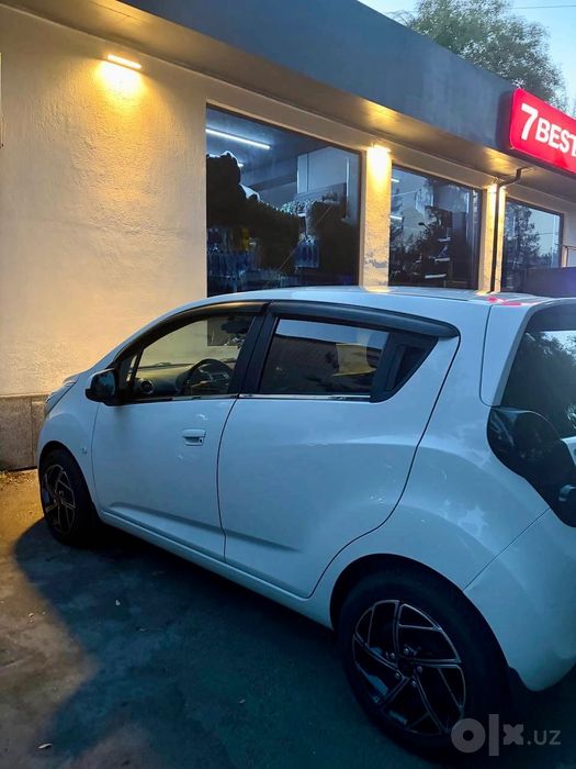 Chevrolet spark 2015