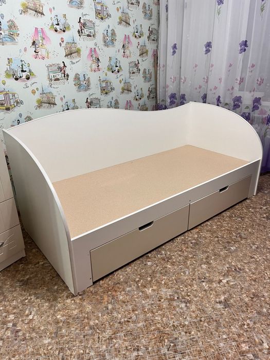 Кровать односпальная