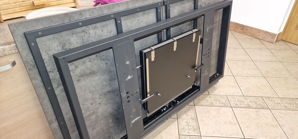 Masă de bucătărie