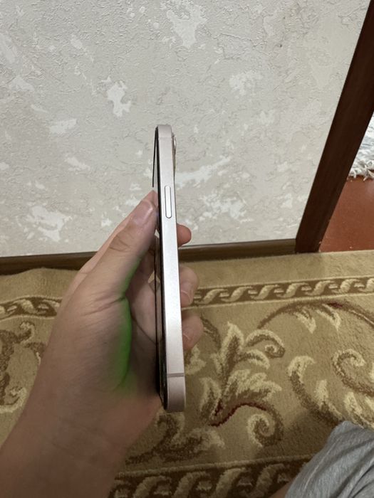 iPhone 13 pink 100%