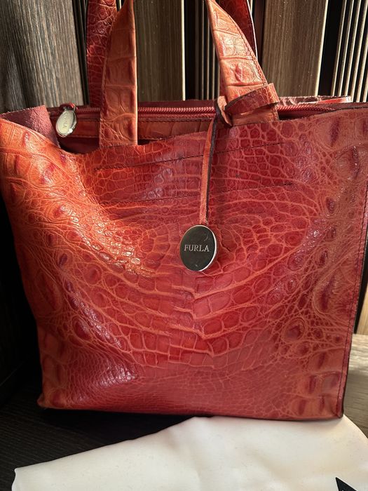 Чанта Furla Embossed Croco Red Tote Bag