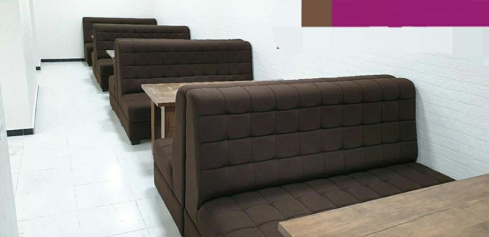 Kafe va pleysteshin uchun divan