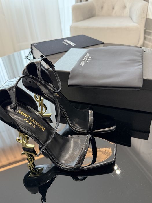 Sandale / Pantofi YSL