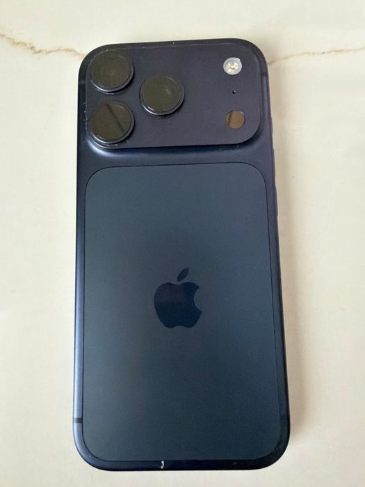 iPhone 17 pro 256 гб